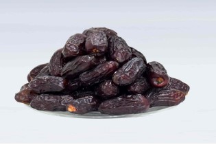 KURMA SAFAWI DATES FIRST CLASS 2 LB